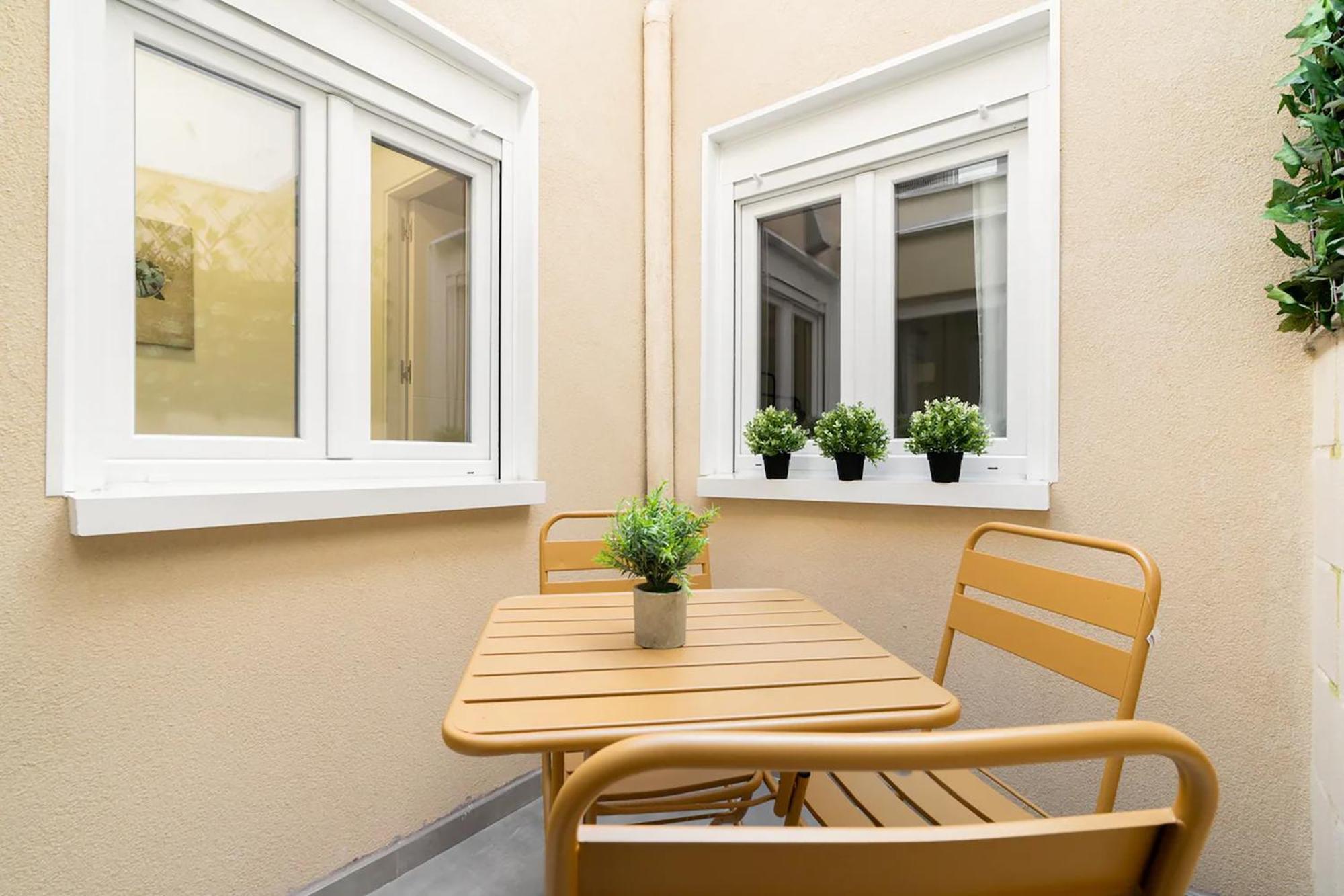 Charming San Isidro Apartment Madrid Ngoại thất bức ảnh