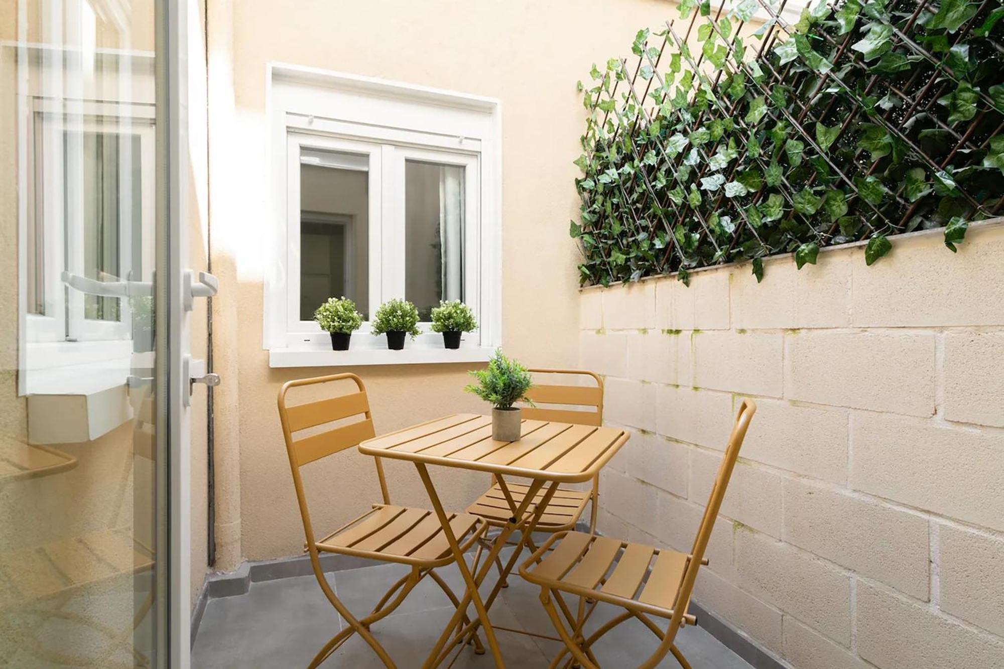 Charming San Isidro Apartment Madrid Ngoại thất bức ảnh